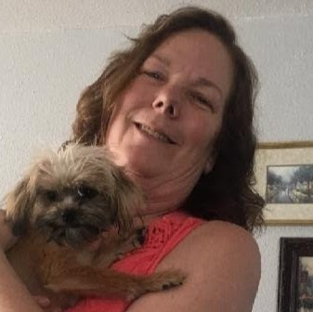 Meet your Posher, Debbie